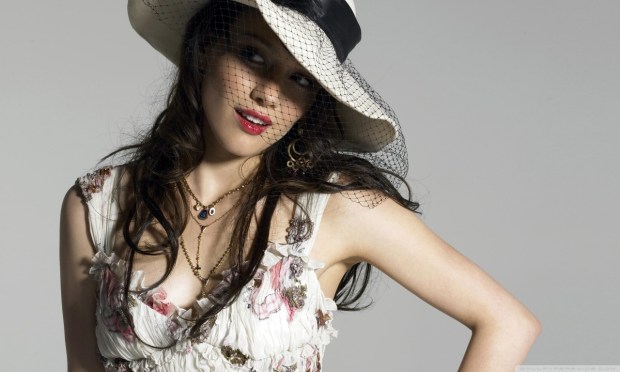 Hilary Duff wallpaper